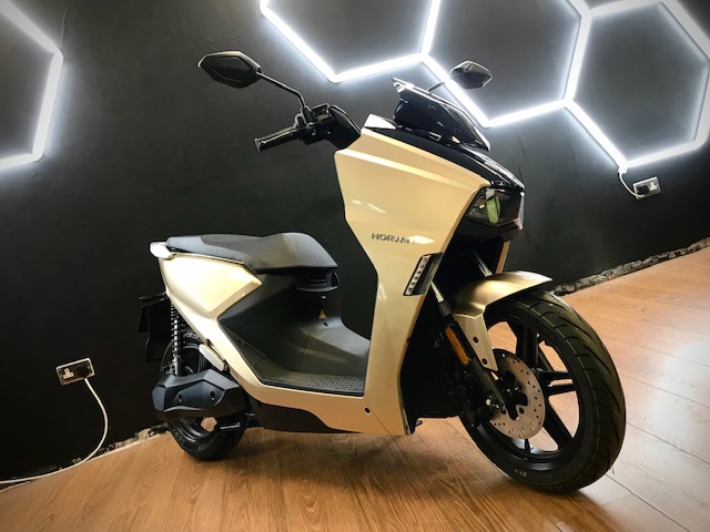 HORWIN SK3 ELECTRIC SCOOTER MOPED EV