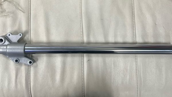 Aprillia pegaso 650 hub+LH fork leg