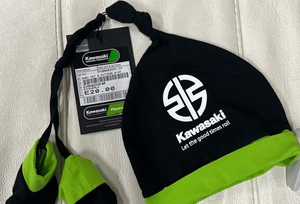 Kawasaki Baby mittens and hat